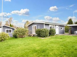 Two-Bedroom Holiday home in Børkop 8, casa vacanze a Egeskov