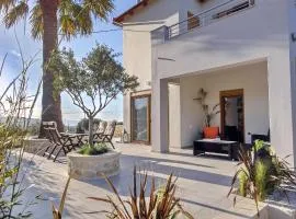 Serenity Garden Retreat