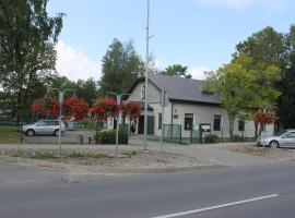 Latvijas Sarkanā Krusta viesnīca, hotel cerca de Stacija Rēzekne Otrā, Rēzekne