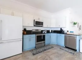 SōLE 2BD 2BTH-Condo 3