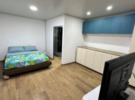 Cabaña 2 - Finca El Naranjal, hotel v destinaci Guayabal de Síquima