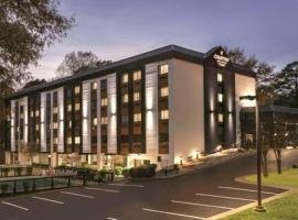 Country Inn & Suites, hotel near Williamsburg Jamestown Airport - JGG, Williamsburg