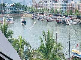 Căn hộ 6 ngủ view sát biển Tuần Châu- Hạ Long, apartemen di Ha Long