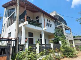 ape gedrae, apartment in Peradeniya