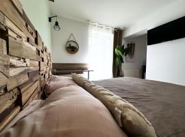 Luna Monkey, Bed & Breakfast in Bourgoin-Jallieu