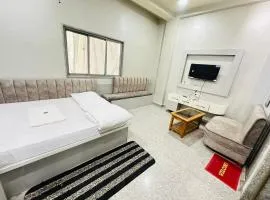 HOTEL PRAKASH GUEST HOUSE ! Varanasi ! fully-Air-Conditioned hotel at prime location with off site Parking availability, near Kashi Vishwanath Temple, and Ganga ghat