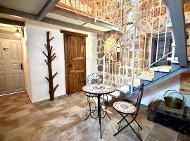 Fisherman's hut、アッコのホテル