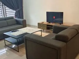 Comfortable House w AC 4 Bedrooms WIFI PS4 near Desaru Beach