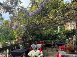 Residenza Ca' degli Enzi, hotel with hot tubs in Verona