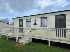manor park 2 bedroom van with decking pets go free, cabin in Hunstanton