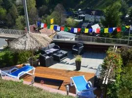 Ferieneinrichtungen Haus am Stein bei B