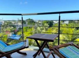 Comfy 2-Bedroom Apt, 10mins Walk to Beach - GBHC5