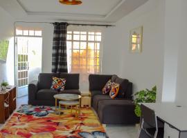 One bedroom unit with wi-fi & parking: Nanyuki şehrinde bir otel