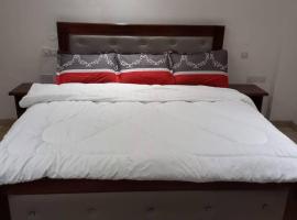 Modern serviced apartment., viešbutis mieste East Legon