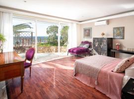 Casa Honey First line villa-Puerto Banus Golden Mile, hotel near Roman Villa of Rio Verde, Marbella