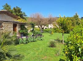 Chez Dom & Albert, viešbutis mieste Saint-Cézaire-sur-Siagne