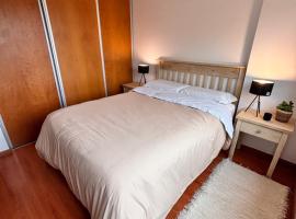 라플라타에 위치한 저가 호텔 Apart in La Plata, elegante y equipado departamento