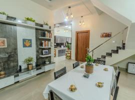 Dhruva - Luxury Villa in CBD, villa i Dehradun