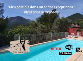 Villa 144 rez de jardin à la campagne avec piscine – hotel w mieście Le Revest-le-Eaux