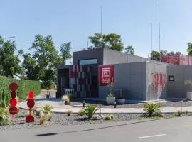 My pod Capsule Boutique Airport