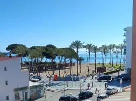 Superbe appartement avec vue mer, piscine et parking privé gratuit