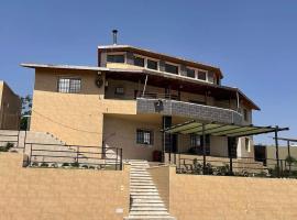 Mountain farm, hotel i Ajloun