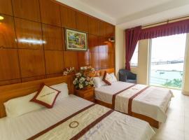 Thanh Trung Hotel Coto – hotel w mieście Đảo Cô Tô