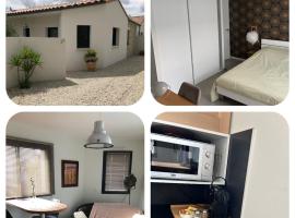 Le Logis de Niort Appart hôtel Suite de 34m2, hotel din Niort