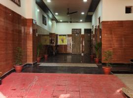 Radha Rani Dham (Near Iskcon Temple), pet-friendly hotel in Vrindāvan