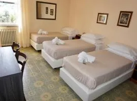 Hotel Diana