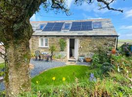 Cosy Barn A rural location near Tintagel, hotel en Tintagel