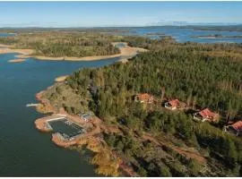 Norrö Holiday Village