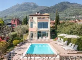 Villa Oleandri, con Piscina privata e Vista Lago