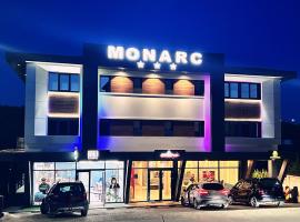 MONARC Boutique ApartHotel - SELF CHECK-IN, holiday rental in Iaşi