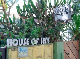 House Of Lens, hotel in Buon Ma Thuot