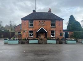 The George at Finchdean, lyxtält i Waterlooville