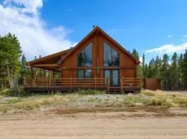 Cozy Mountain Home in Twin Lakes Great for groups