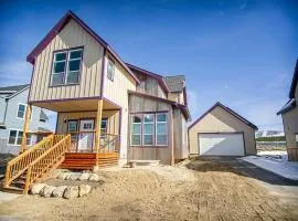 Brand New 4bd Modern Home in Leadville