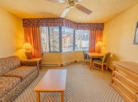 1bd 274 Perfect Location with Pool and Hot Tub, hotel v destinaci Crested Butte