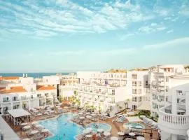 Sunwing Fañabe Beach、アデへのリゾート
