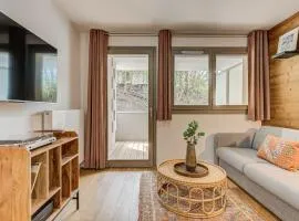 White Pearl A03 - Alpes Travel - Central Chamonix - Sleeps 2-4