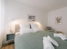 5 Min Central 1 Room Apartment - Opera