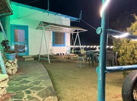 Mirth Stay Villa, holiday home in Mount Ābu