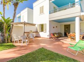 Villetta Relax With Pool in Residence - Happy Rentals, hotel di Melendugno