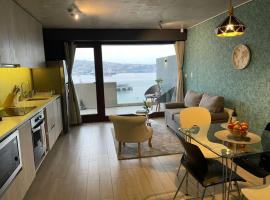 Lujoso Estudio con Mejor Vista del Puerto Parking Servicio HOM 0408 – apartament w mieście Valparaíso