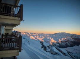 Edificio Valle Blanco Valle Nevado 2D2B SKI IN&OUT Servicio HOM, hotell i Farellones