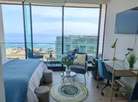 HOM I Frente al Mall I Confort total I Studio I Wifi PNB 1817