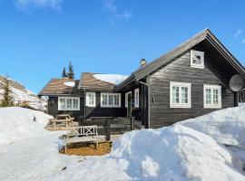 Gorgeous Home In Eggedal With Kitchen, hotel with parking in Haglebu