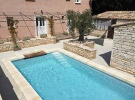 Le Vieil Olivier 5, Hotel in Cornillon