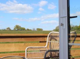 The Old Workshop - a cosy country retreat，位于格洛斯特的酒店